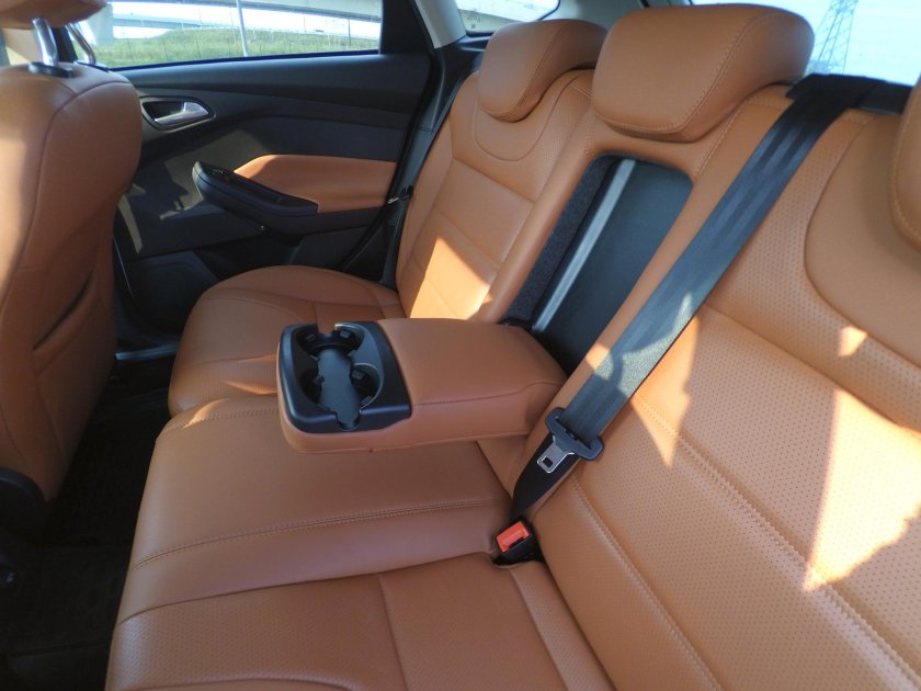 Салон Форд фокус 2 кожа