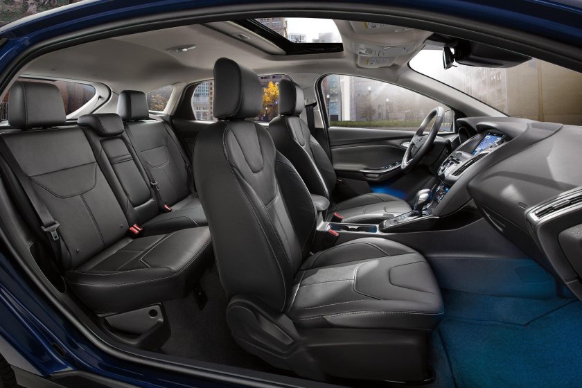 Форд фокус седан салон