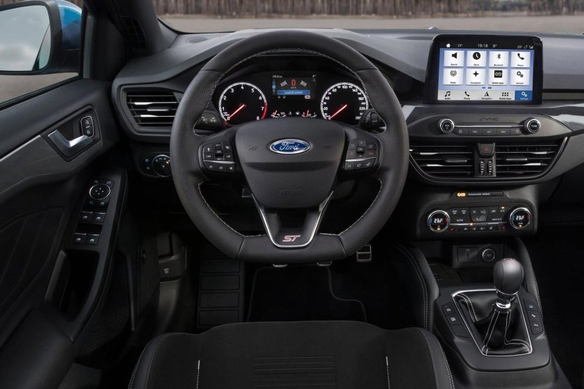 Ford Focus St 2020 салон