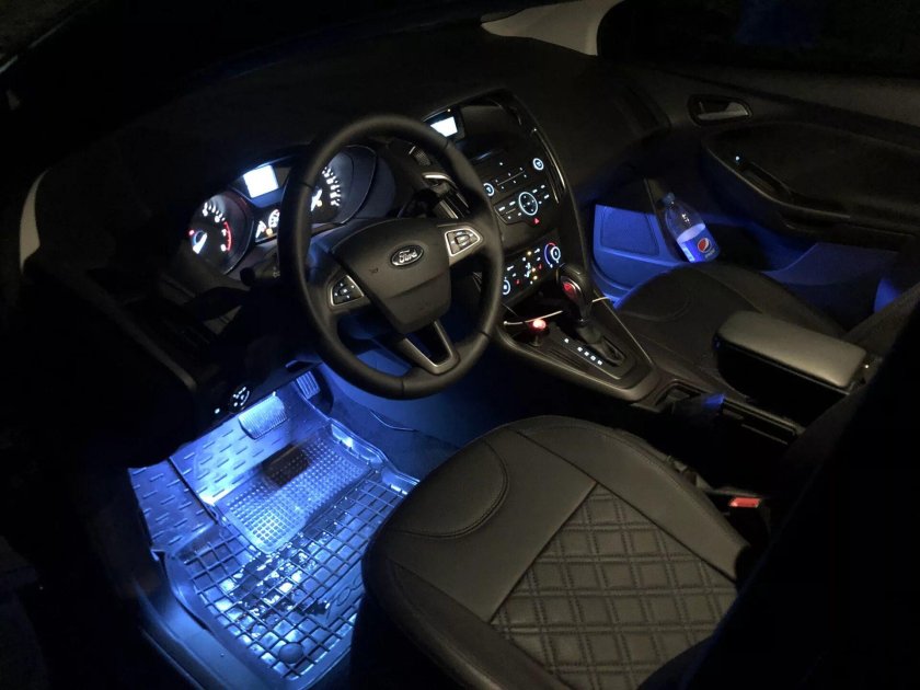 Подсветка в салон Ford Focus 3 Рестайлинг