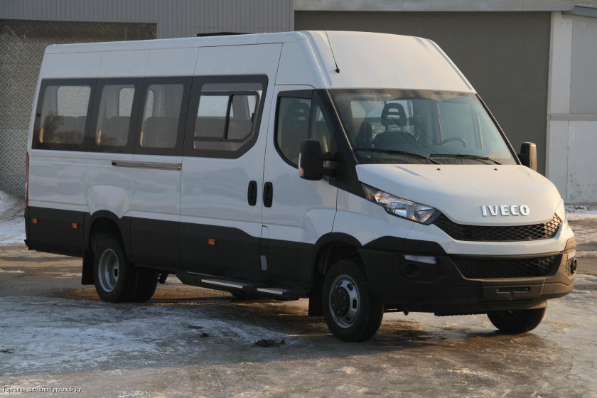 Ивеко Дейли микроавтобус