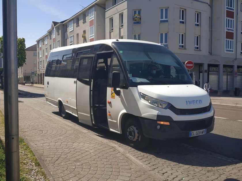 Автобус Ивеко 19