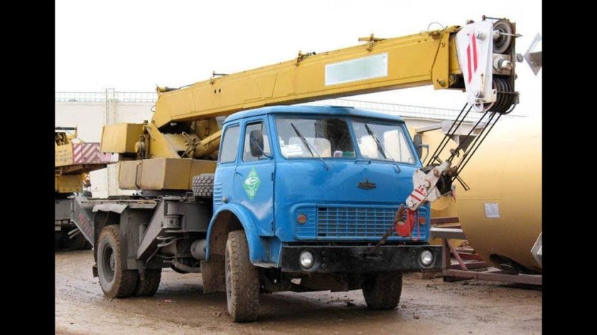 МАЗ 5334 автокран