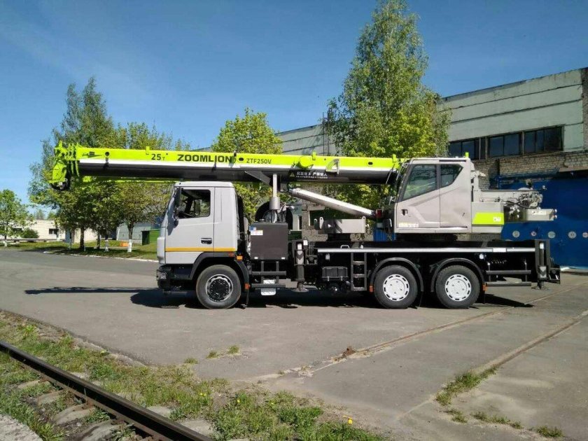 Зумлион-МАЗ ZMC-25-1c автокран