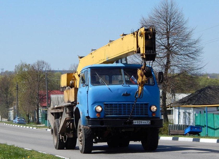 Автокран МАЗ 3577