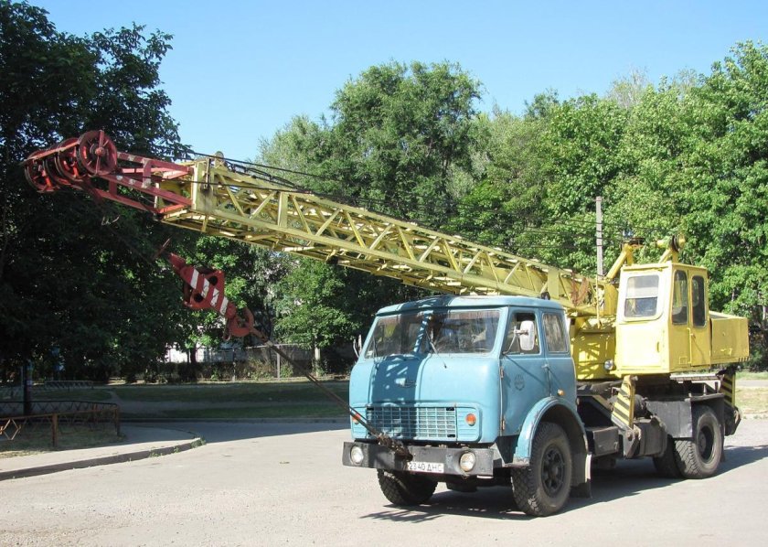 МАЗ 500 автокран