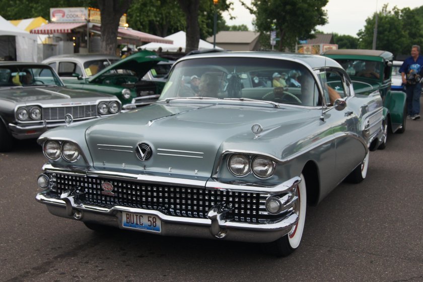 Buick roadmaster 1958