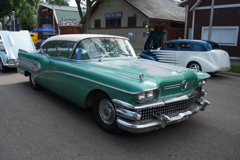 1958 buick roadmaster riviera