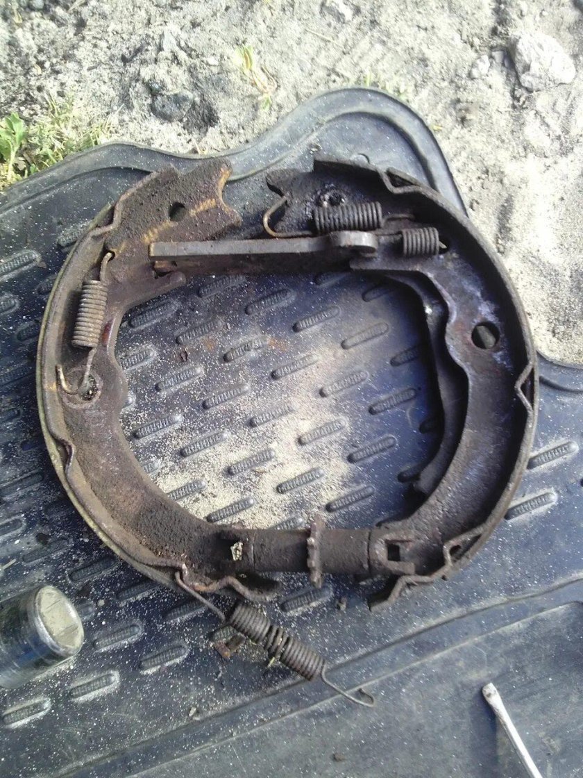 Колодки ручника Лачетти 1.6 седан