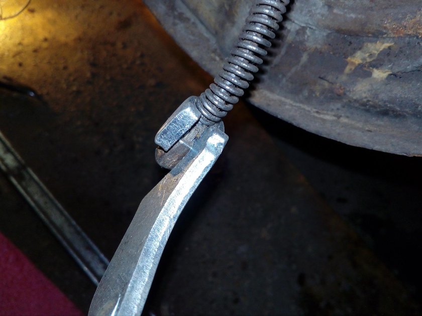 Трос ручника Шевроле Лачетти седан