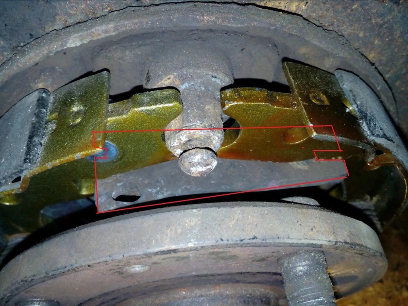 Lacetti колодки ручника