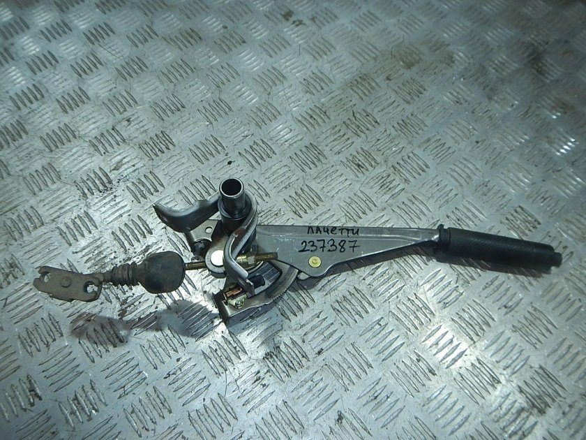 Рычаг стояночного тормоза Шевроле Круз