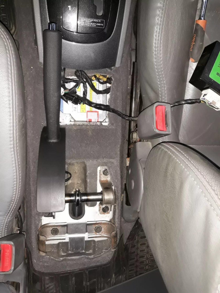 Подтянуть ручник Лачетти