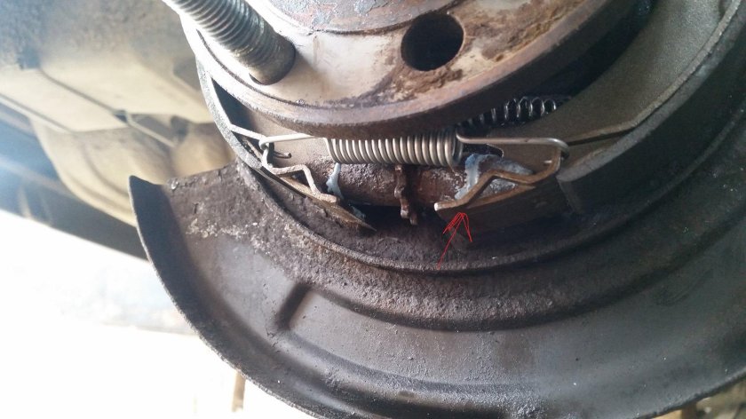 Колодки ручника Шевроле Лачетти 1.4