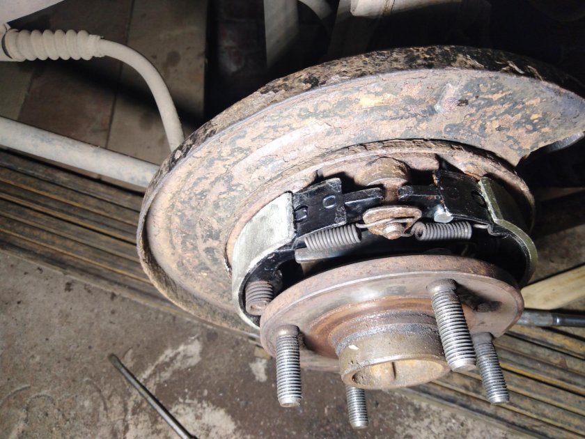 Задние тормоза Шевроле Лачетти