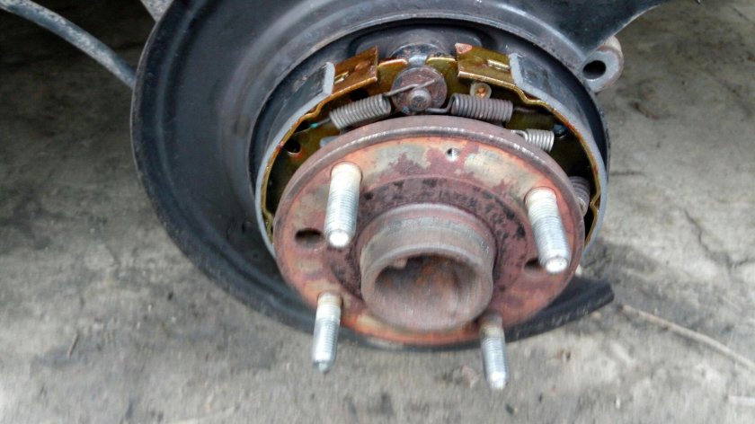 Колодки ручника Эпика 2.0