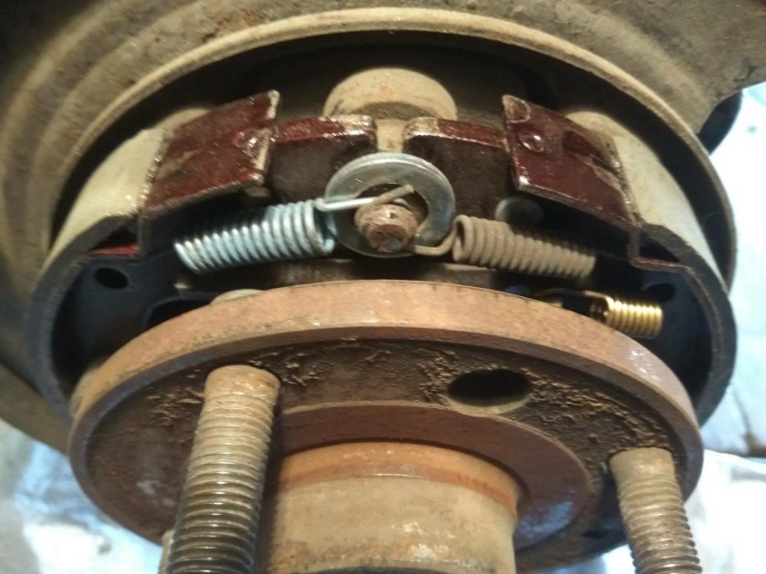 Колодки ручника Chevrolet Lacetti универсал