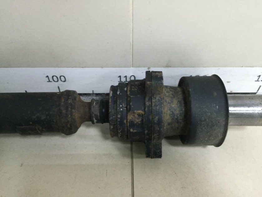 Mitsubishi mr580646 карданный вал передний