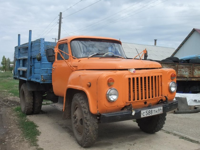 САЗ-3503 / ГАЗ 52