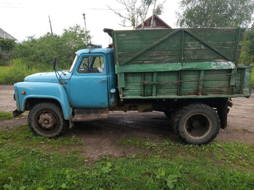ГАЗ САЗ 52