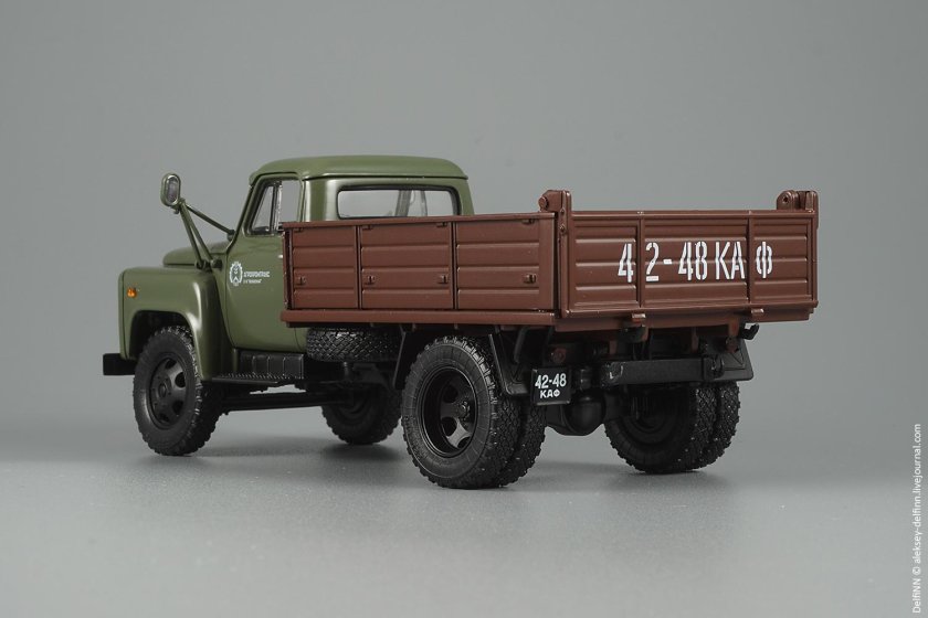 САЗ-3503 / ГАЗ 52