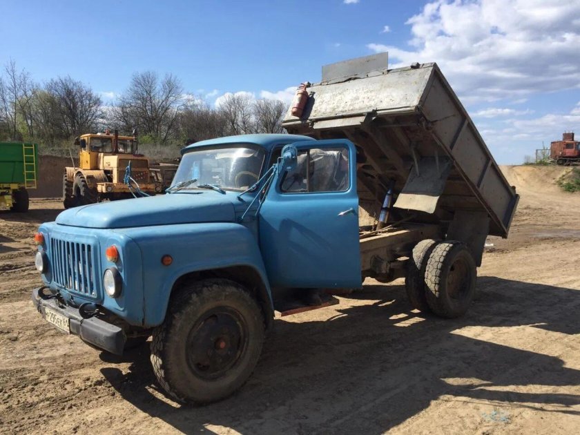 ГАЗ САЗ 3503 самосвал