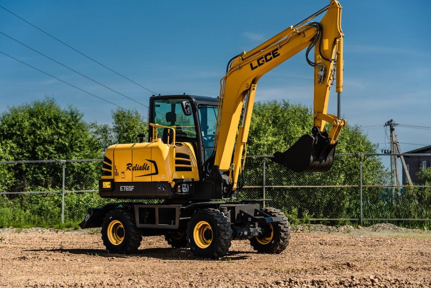 Колесные экскаваторы