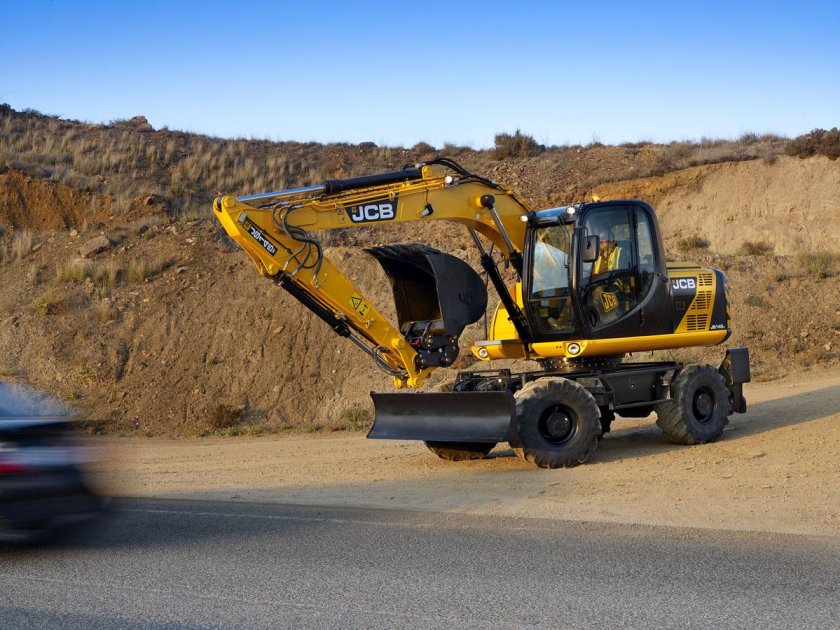 JCB js 145w