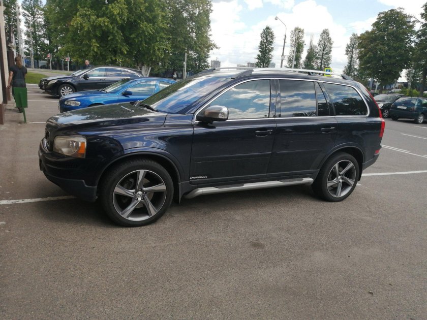 Volvo xc90 r18