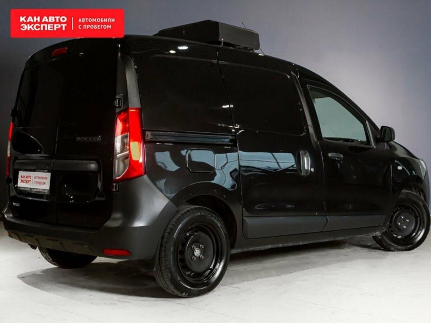 Рено Кангу 2 черная