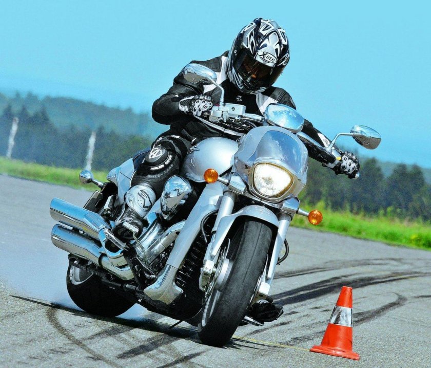 Езда на мотоцикле