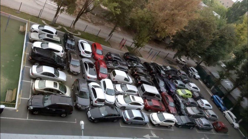 Стоянка машин