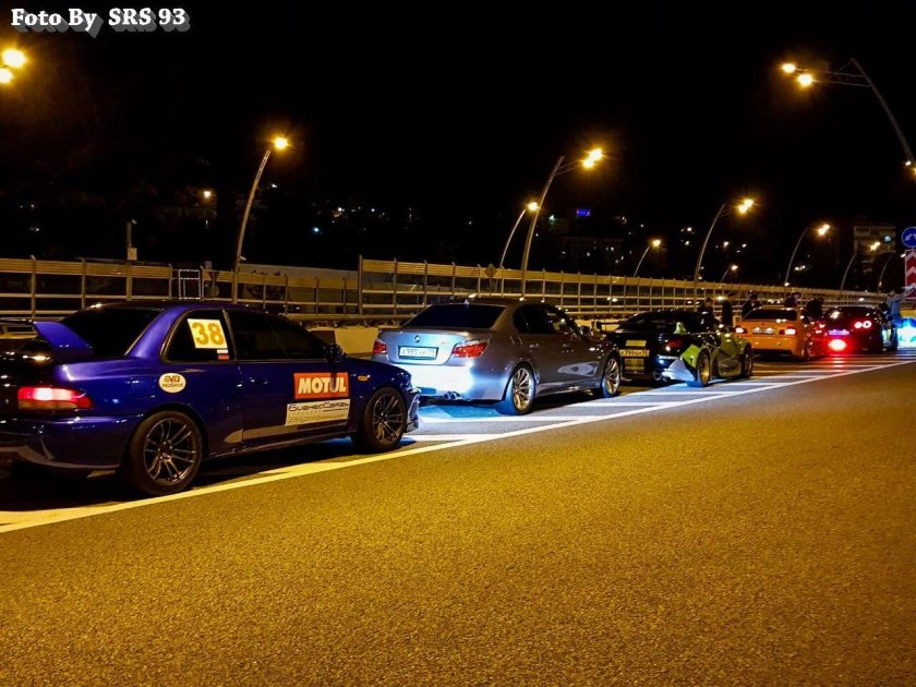 Ночные гонки в Москве