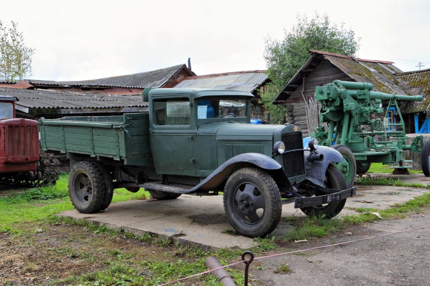 Грузовик полуторка ГАЗ-АА