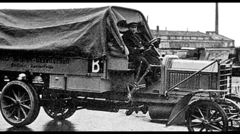 Грузовой автомобиль Даймлер 1914 года