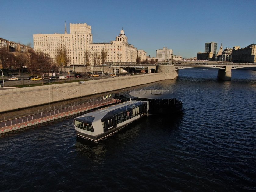 Речные электросуда Москва