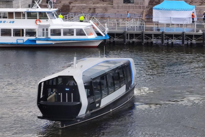 Речной трамвай Москва