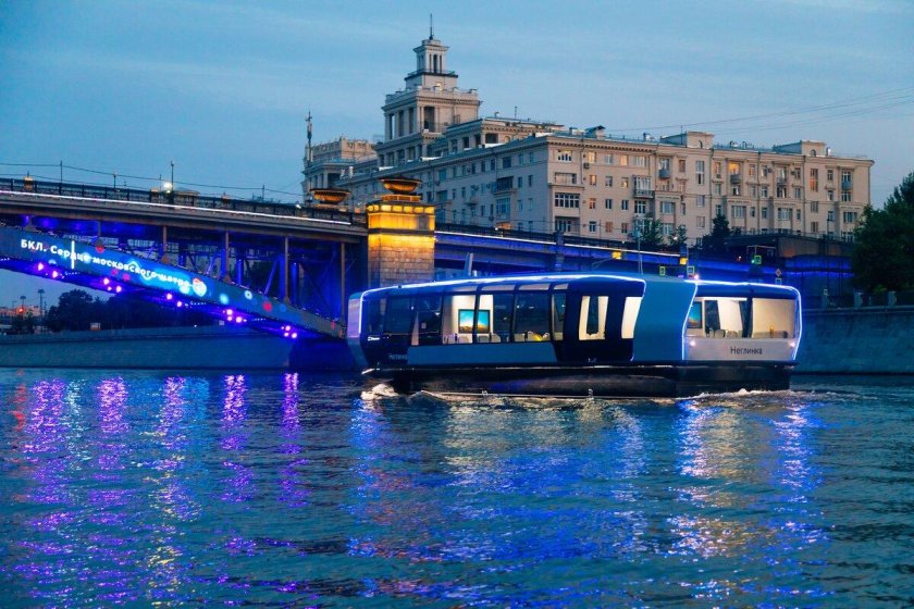 Москва река Речной трамвайчик