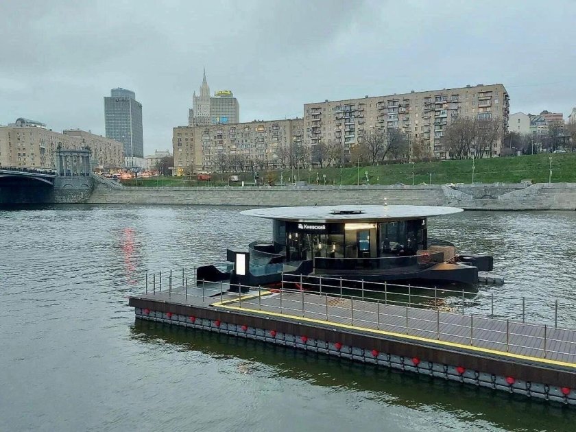 Речной трамвайчик в Москве