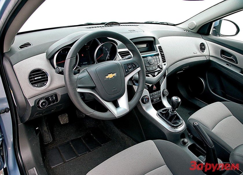 Шевроле Круз салон механики