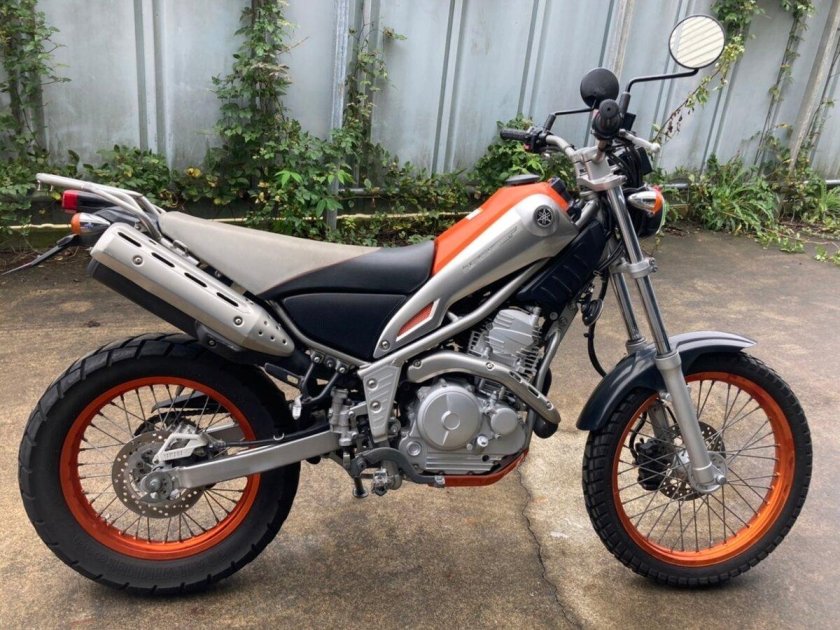 Yamaha xg 250 tricker