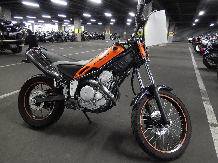 Мотоцикл Yamaha Tricker 200
