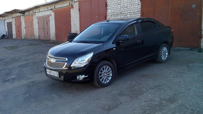 Шевроле кобальт 2013 черный
