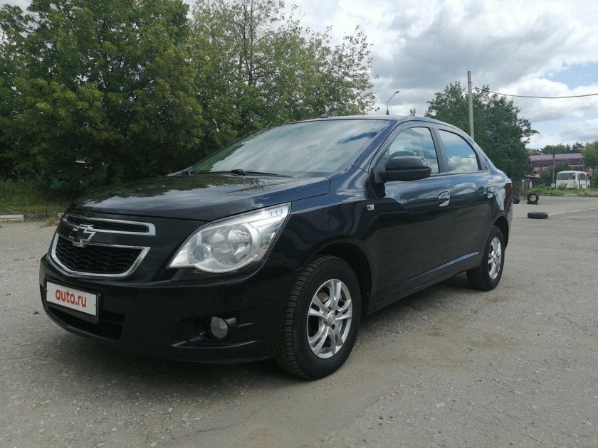 Шевроле кобальт 2013 черный