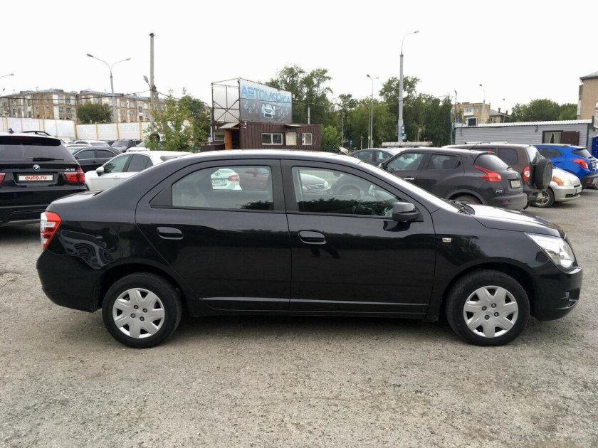Chevrolet Cobalt черный
