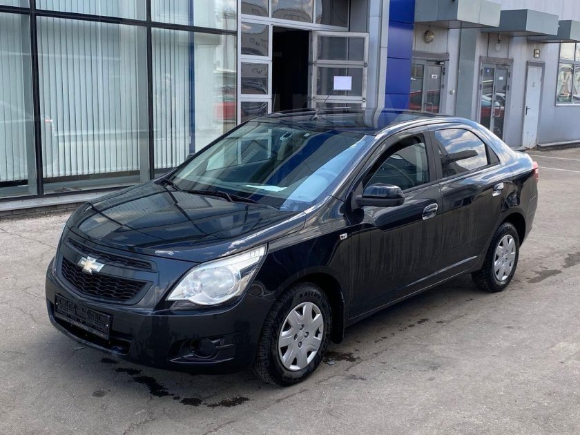 Chevrolet Ravon r4 черный