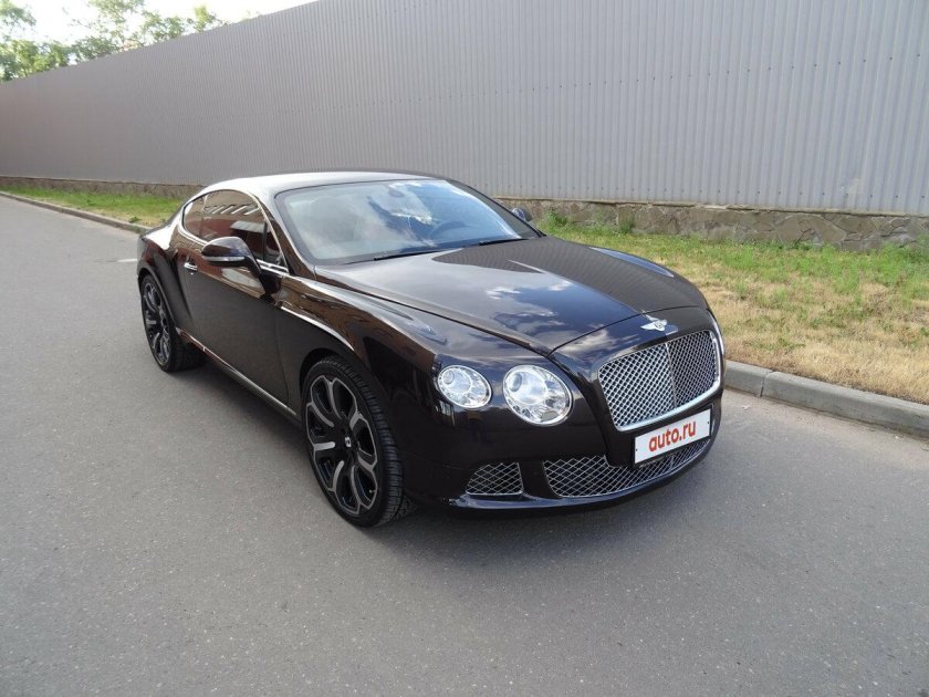 Bentley 2011