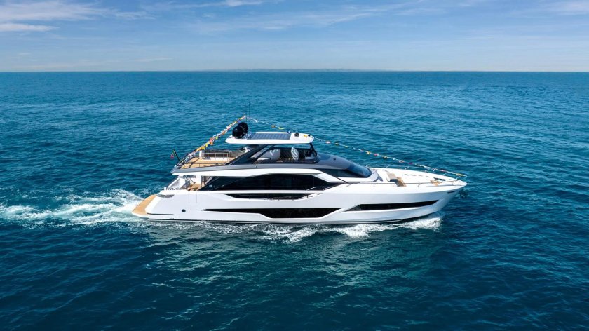 Ferretti yachts 670