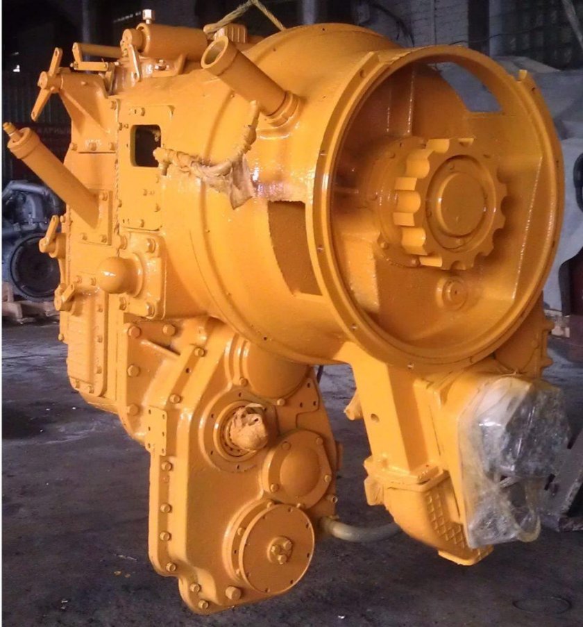 Коробка передач автогрейдера ДЗ-98