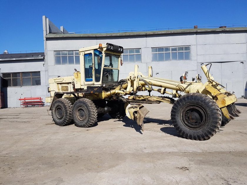 Автогрейдер ДЗ-98